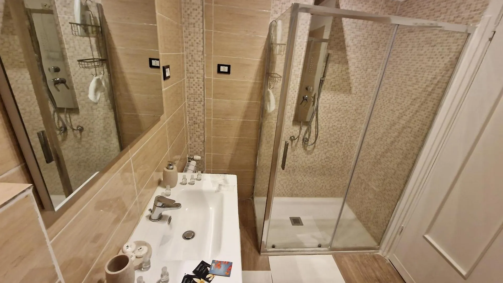 La Perla Bianca Apartment Genoa 0*,